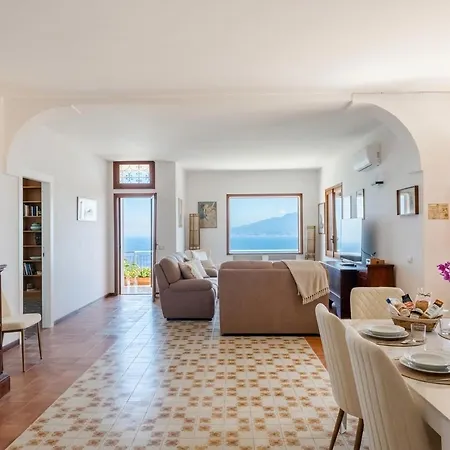 Villa Blu Seaview Pool Terrace And Jacuzzi