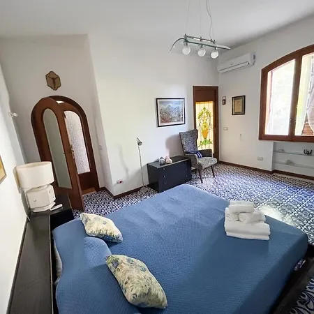 Blu Seaview Pool Terrace And Jacuzzi Villa *