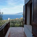 Villa Blu Seaview Pool Terrace And Jacuzzi וילה *