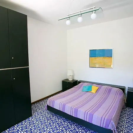 וילה Villa Blu Seaview Pool Terrace And Jacuzzi סורנטו